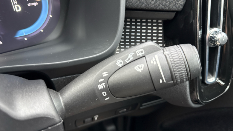 Volvo Xc40 P8 Recharge 300kW 78kWh First Edition 5dr AWD Auto Electric Estate